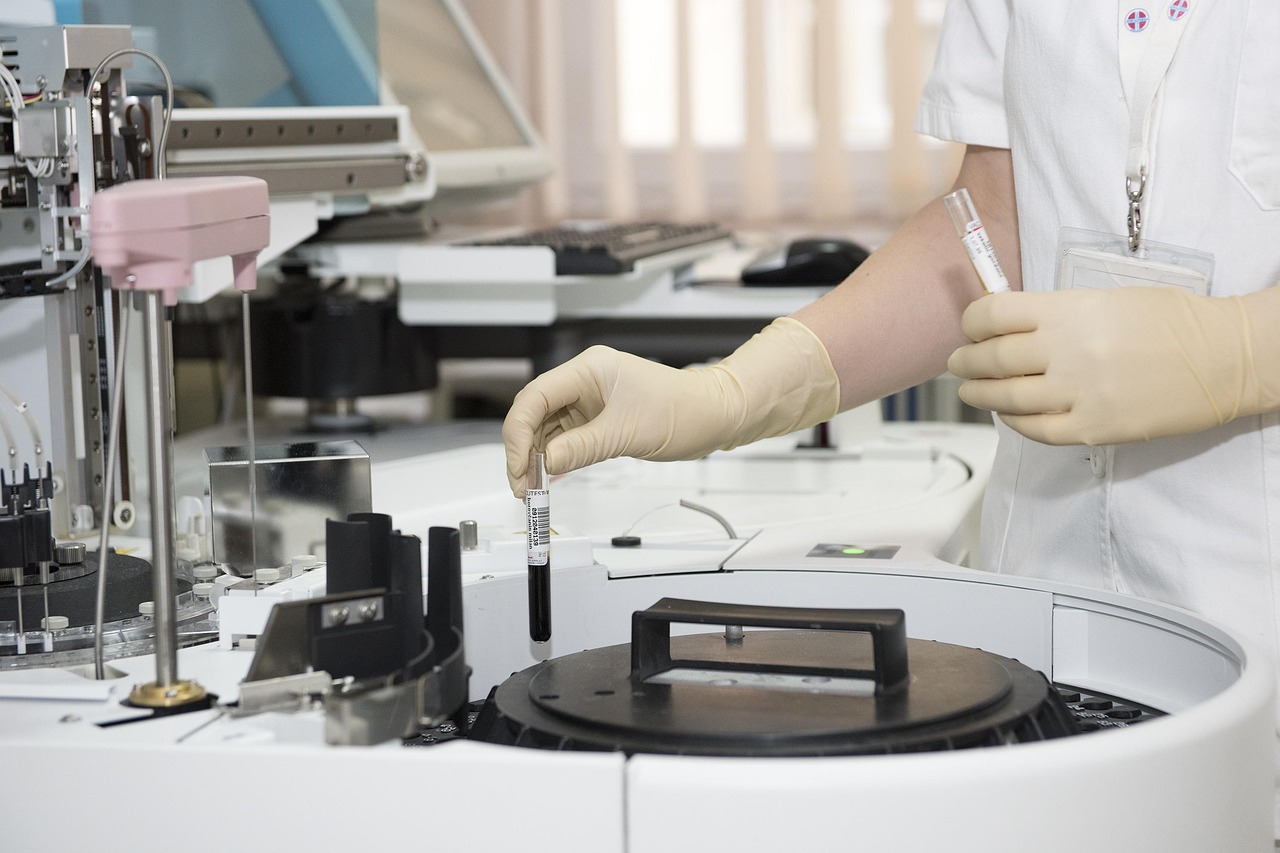 Laboratory, test tubes, healthcare worker — Brazillian Laser Hair Removal Is Perfect For Showing Bikini Body