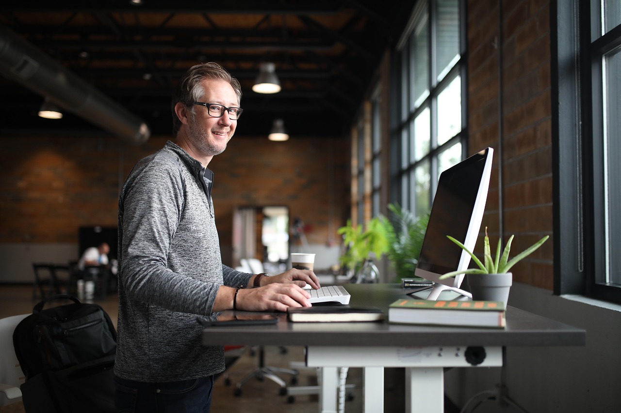 Office desk, man, business — How to read laundry detergent labels- A comprehensive guide