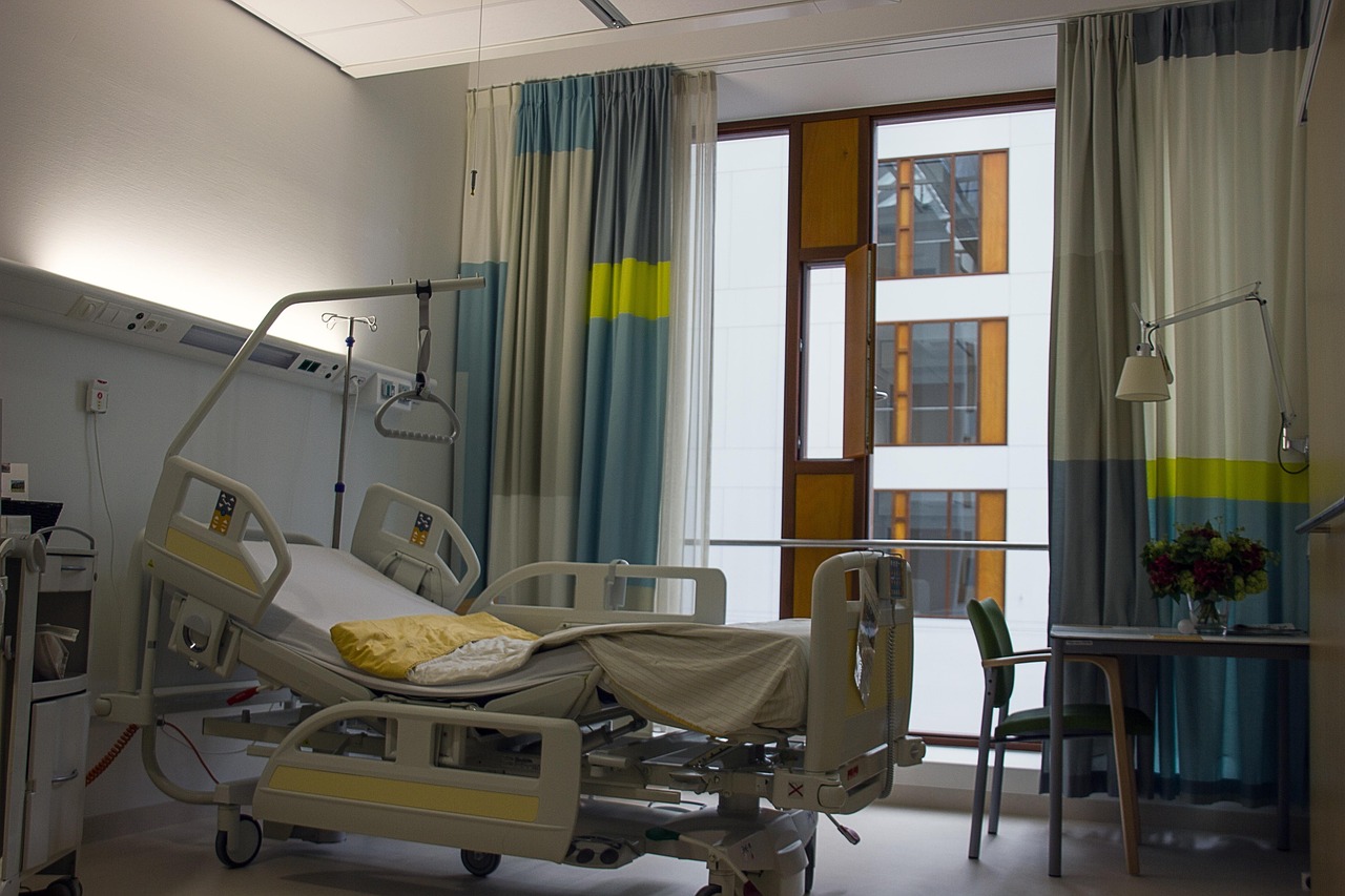 Concern, hopital, room — What You Can Learn from Free Poker