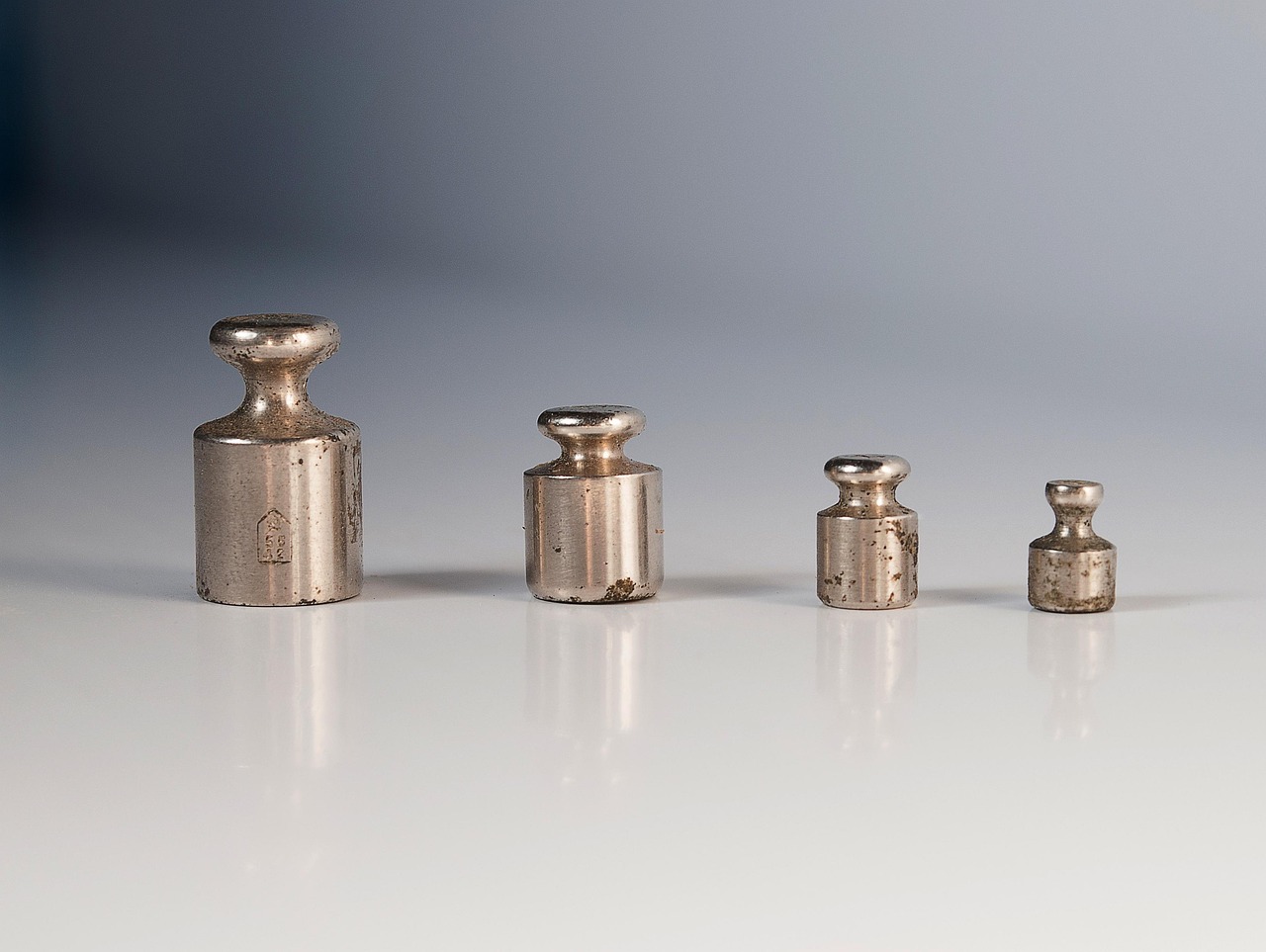 Weights, weight, scales — Why Should You Try To Lose Weight?